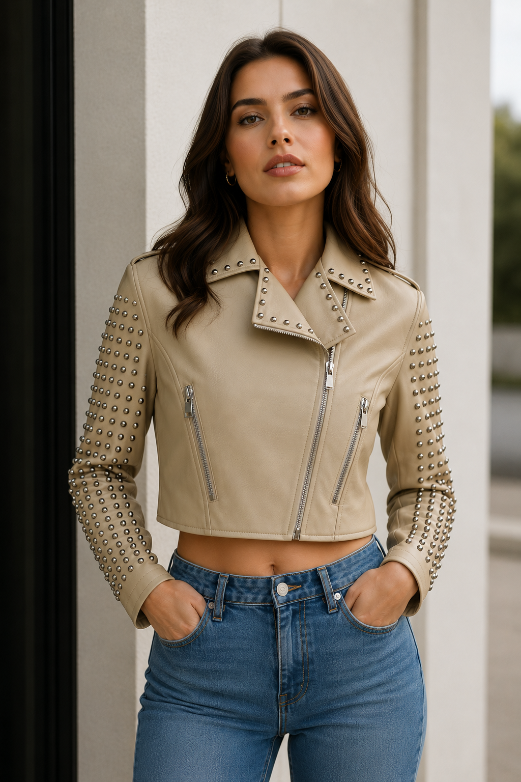 Chamarras Para Mujer Biker Estoperoles Plateados Q43201 Beige
