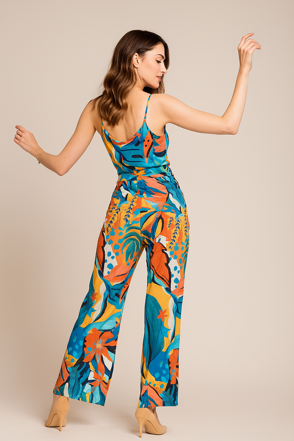 Jumpsuits Para Mujer De Tirantes Con Olanes Estampado Tropcal W41137 Unico