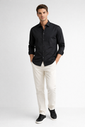 Camisa para Hombre Super Stretch Sin Costura Antiarrugas B61402 Negro