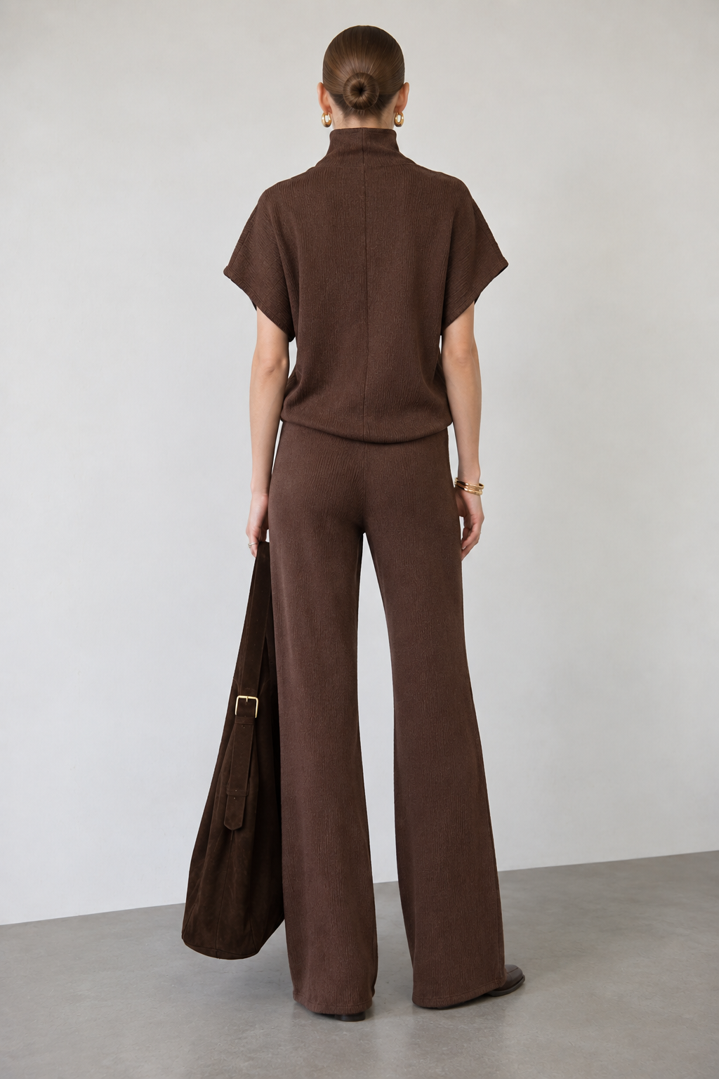 Blusas Para Mujer De Tejido Texturizado Con Cuello Alto Tipo Murciélago N63125 Café