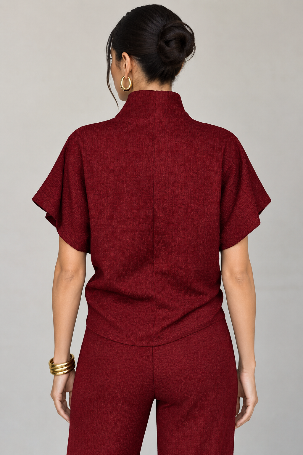 Blusas Para Mujer De Tejido Texturizado Con Cuello Alto Tipo Murciélago N63125 Vino