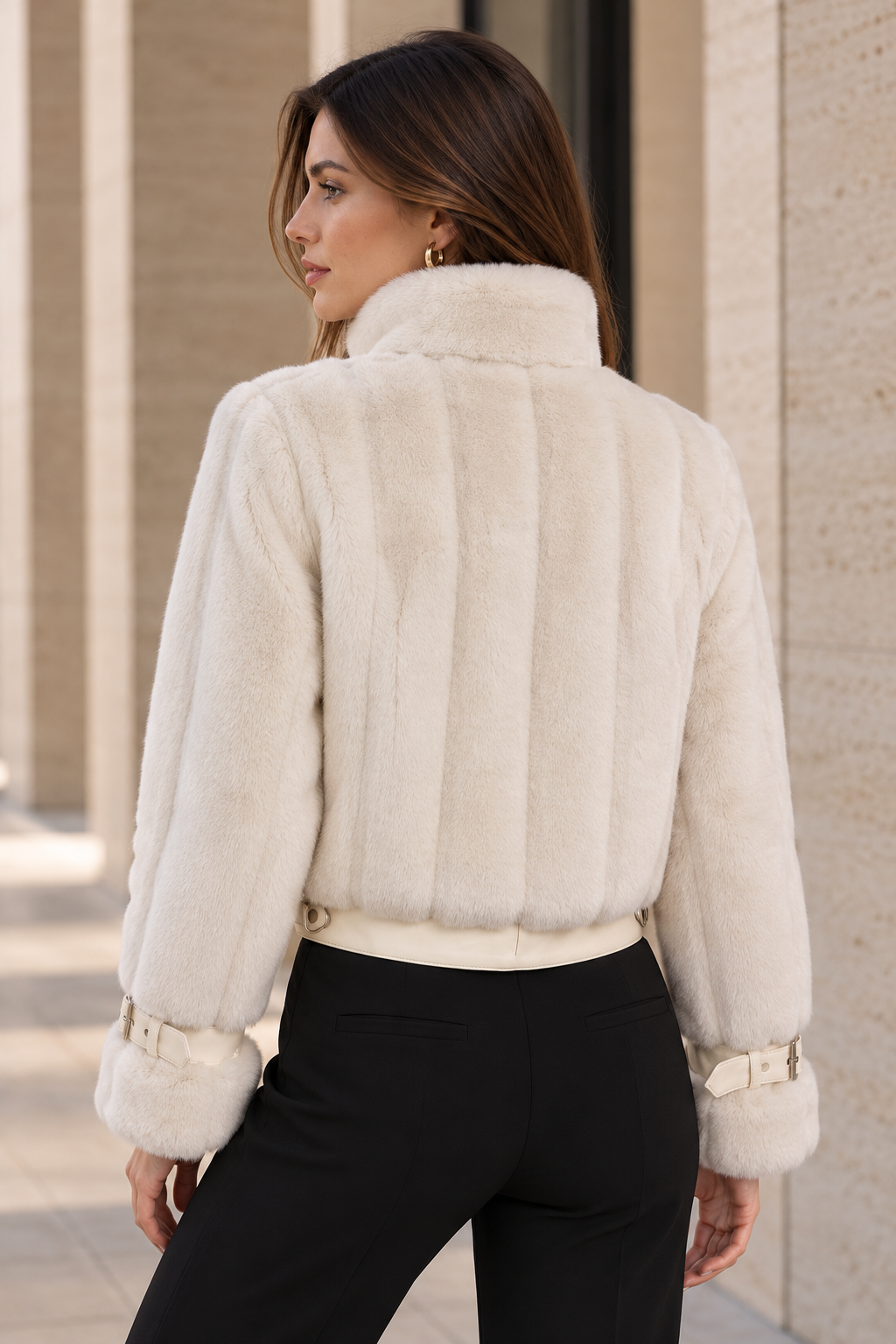 Chamarras Para Mujer Tipo Peluche Puños Ajustables Q43206 Crema