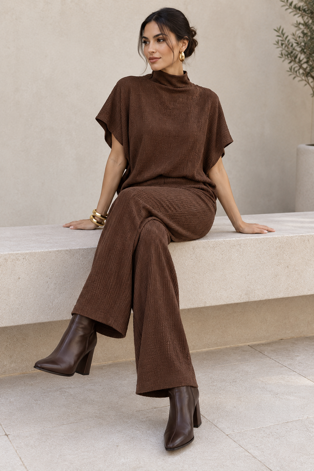 Blusas Para Mujer De Tejido Texturizado Con Cuello Alto Tipo Murciélago N63125 Café