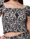 Blusas Para Mujer Bobois Moda Casuales Crop Top De Tirantes Estampada Con Olanes N31131 Negro