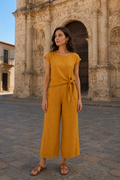 Pantalones Para Mujer Amplio Corto Con Pinzas W61113 Ocre
